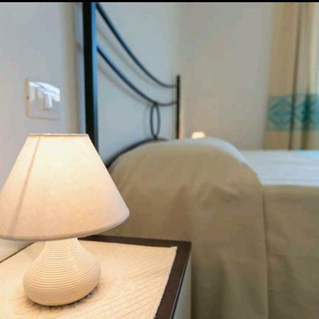 Il Girasole Bed and Breakfast Domus De Maria Buitenkant foto