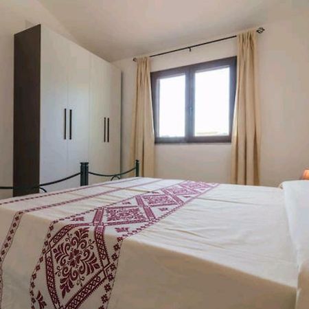 Il Girasole Bed and Breakfast Domus De Maria Buitenkant foto