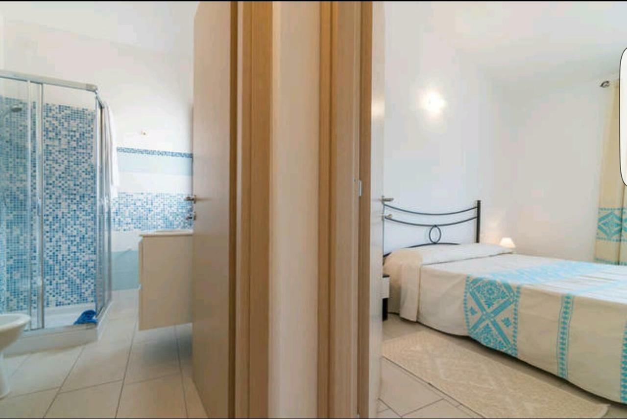 Il Girasole Bed and Breakfast Domus De Maria Buitenkant foto