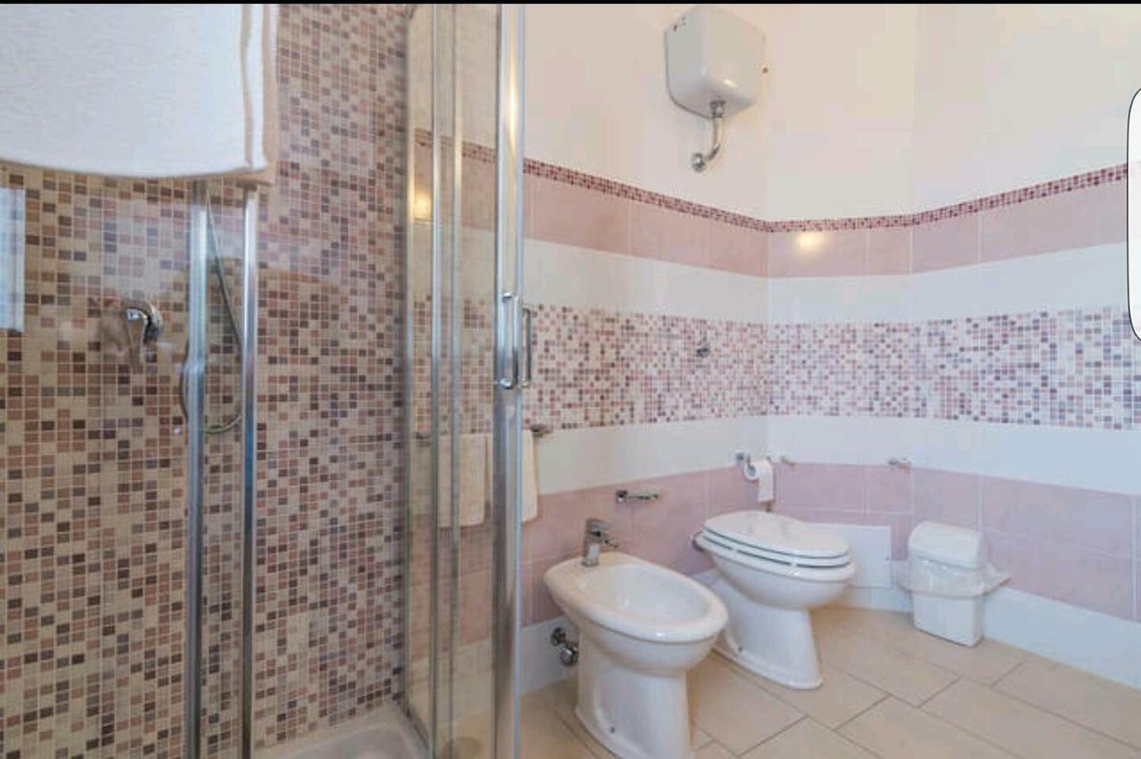 Il Girasole Bed and Breakfast Domus De Maria Buitenkant foto