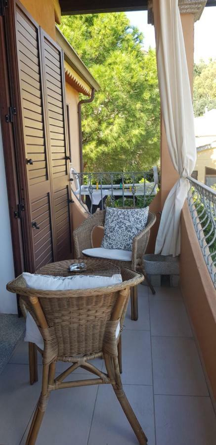 Il Girasole Bed and Breakfast Domus De Maria Buitenkant foto